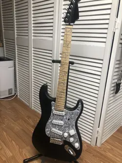 FENDER STRATOCASTER GUITARS FOR SALE