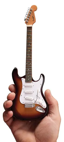 FS-001 FENDER STRATOCASTER
