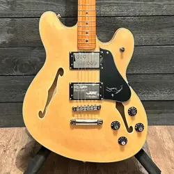 FENDER SQUIER CLASSIC VIBE STARCASTER SEMI HOLLOW BODY ELECTRIC GUITAR - NATURAL