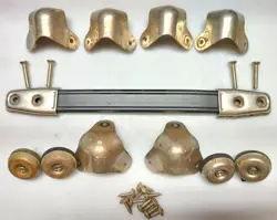 CARRYING HANDLE SCREWS