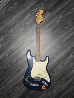 STRAT STRATOCASTER BLUE