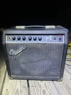 FENDER 15 WATT