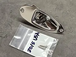 2015 FENDER USA STRATOCASTER OUTPUT JACK ASSEMBLY   SCREWS AMERICAN STRAT GUITAR