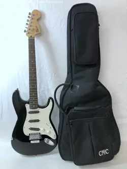 SQUIER BY FENDER BLACK & WHITE AFFINITY SERIES STRAT ELECTRIC GUITAR & GIG BAG