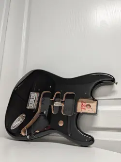 FENDER LTD. TOM DELONGE STRATOCASTER STRAT BODY DUNCAN BLACK