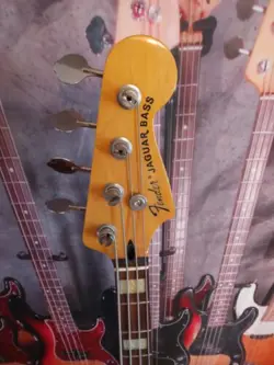 JAPAN FENDER JAGUAR