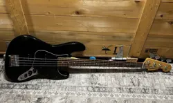 FENDER BLACKTOP JAZZ BASS BLACK
