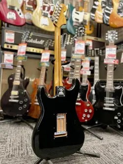 STRATOCASTER 'MOD.' -BLACK-