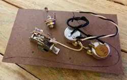 FENDER STRATOCASTER 1 VOLUME 1 TONE WIRING HARNESS 3-WAY SWITCH