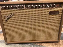FENDER ACOUSTASONIC JUNIOR GUITAR AMPLIFIER
