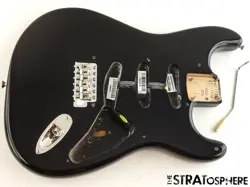 HARDWARE STRAT BLACK