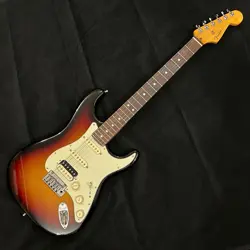 FENDER AMERICAN ULTRA STRATOCASTER® HSS ROSEWOOD FINGERBOARD ULTRABURST