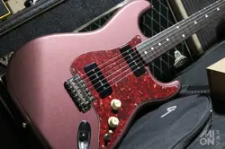 FENDER JAPAN ST62-TX MATCHING HEAD BURGUNDY MIST W MONTY'S LEVIATHAN P90 SET