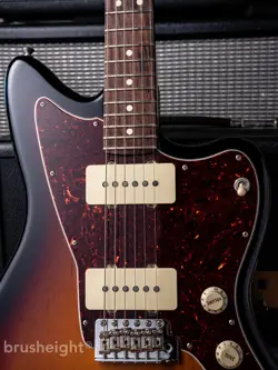 FENDER AMERICAN PERFORMER JAZZMASTER ROSEWOOD 3TS 2018 USED GUITAR