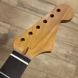 WARMOTH FENDER SR02BB