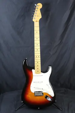 2008 FENDER AMERICAN STANDARD STRATOCASTER SUNBURST MAPLE NECK W/ HSC