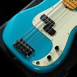 FENDER AMERICAN PROFESSIONAL II PRECISION BASS V MIAMI BLUE 2023 SAFE DELIVERY F