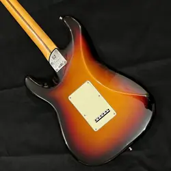 FENDER AMERICAN ULTRA STRATOCASTER HSS / ROSEWOOD FINGERBOARD ULTRABURST SAFE DE