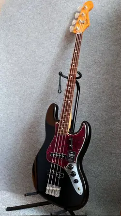 ELECTRIC BASS GUITAR FENDER VINTERA II 60S JAZZ BLACK COLOR MADE IN 2023