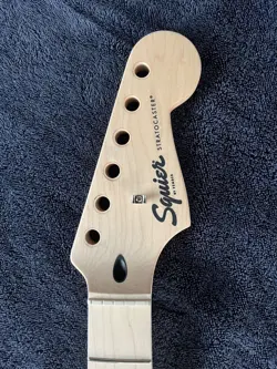 NECK IN MAPLE