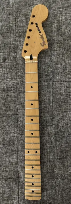 FENDER PLAYER MUSTANG NECK 2021