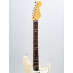 STRAT LOCKING TREMOLO