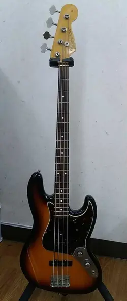 FENDER JAZZ BASS 2 ELECTRIC BASS GUITAR