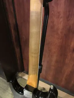 STRATOCASTER AGED BLACK