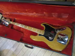 FENDER JAZZ BASS NO.DG1760