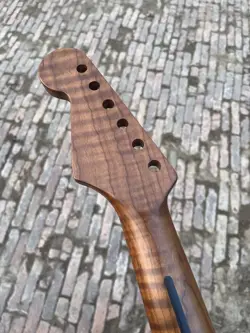 22FRET ST HANDLE