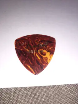 CELLULOID SHELL MEDIUM