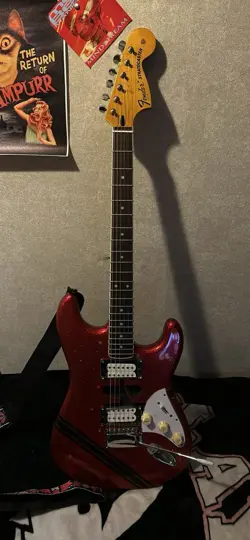 FENDER STRATOCASTER CANDY APPLE RED