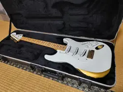 FENDER KEN MODEL STRATOCASTER WITH HARD CASE