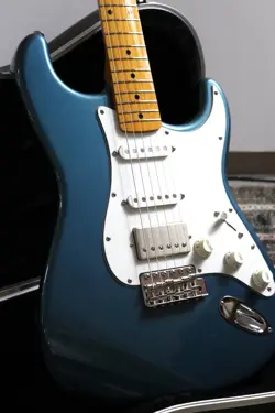 FENDER JAPAN SPECIAL SSH STRATOCASTER METALLIC BLUE W/ MONTY'S FULL MONTY