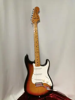 FENDER 1976 STRATOCASTER ELECTRIC GUITAR SAFE DELIVERY FROM JAPAN