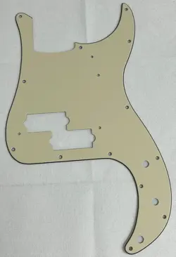 VINTAGE YELLOW 3-PLY FOR FIT FENDER '62 PRECISION P BASS STYLE GUITAR PICKGUARD