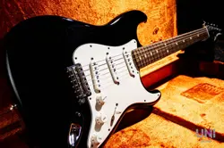 FENDER FSR AMERICAN VINTAGE 70S STRATOCASTER MATCHING HEAD 2013