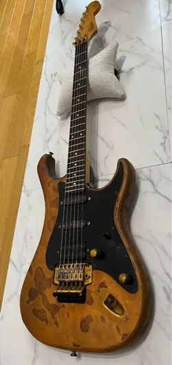 STR-80R STRATOCASTER GUITAR