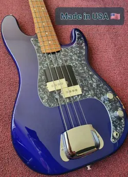 WHITE FENDER PRECISION