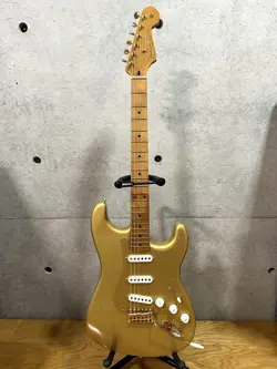 FENDER 250S LIMITED EDITION STRATOCASTER ELECTRIC GUITAR GOLD 2001 USED