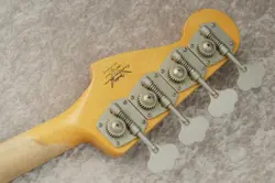 FENDER CUSTOM SHOP 1962 JAZZ BASS JOURNEYMAN RELIC AGED OLYMPIC WHITE 2017