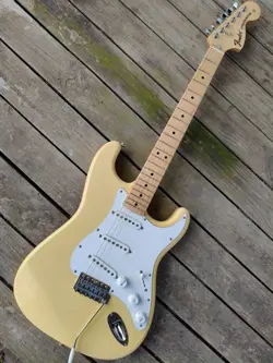 CIJ STRATOCASTER 90S