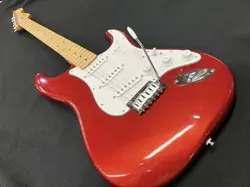 FENDER STANDARD STRATOCASTER CANDY COLA