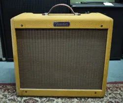 15-WATT COMBO AMPLIFIER