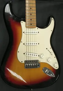 FENDER MEXICO STRATOCASTER USED ALDER BODY MAPLE NECK/FINGERBOARD W/GIG CASE