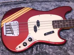 FENDER MUSTANG BASS COMPETITION RED '73