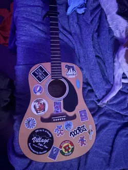 GUITAR FENDER FA-125