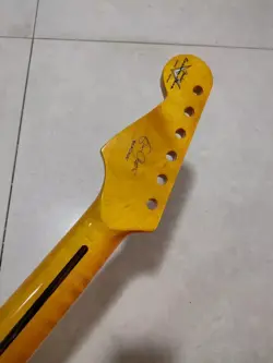 YELLOW GLOSS 21FRET
