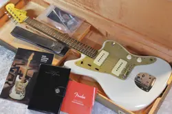 FENDER CUSTOM SHOP LIMITED EDITION '59 250K JAZZMASTER JOURNEYMAN RELIC 55 DESER