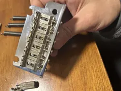 STANDARD TREMOLO BRIDGE